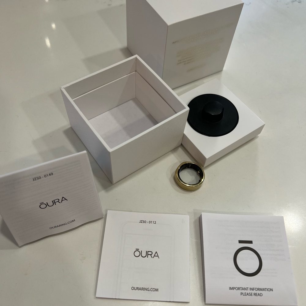 Oura Gen 2 Heritage Gold Size 9
